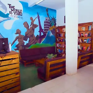 International House Dakar